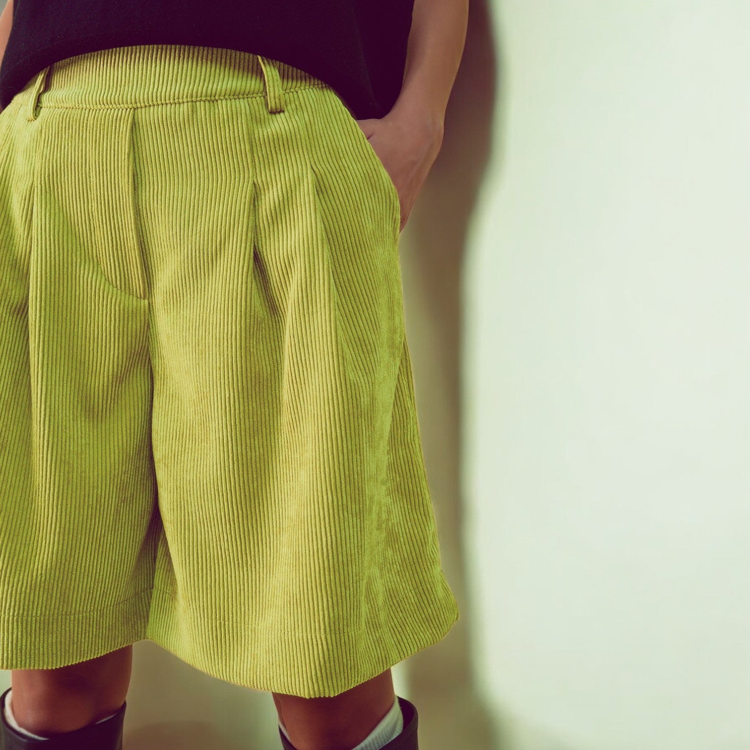 Longline Short in Lime Cord